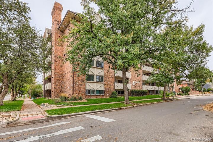 Property Photo:  1366 Garfield Street 209  CO 80206 