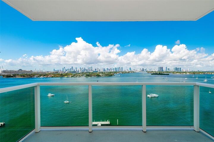 1000 West Ave 1517  Miami Beach FL 33139 photo