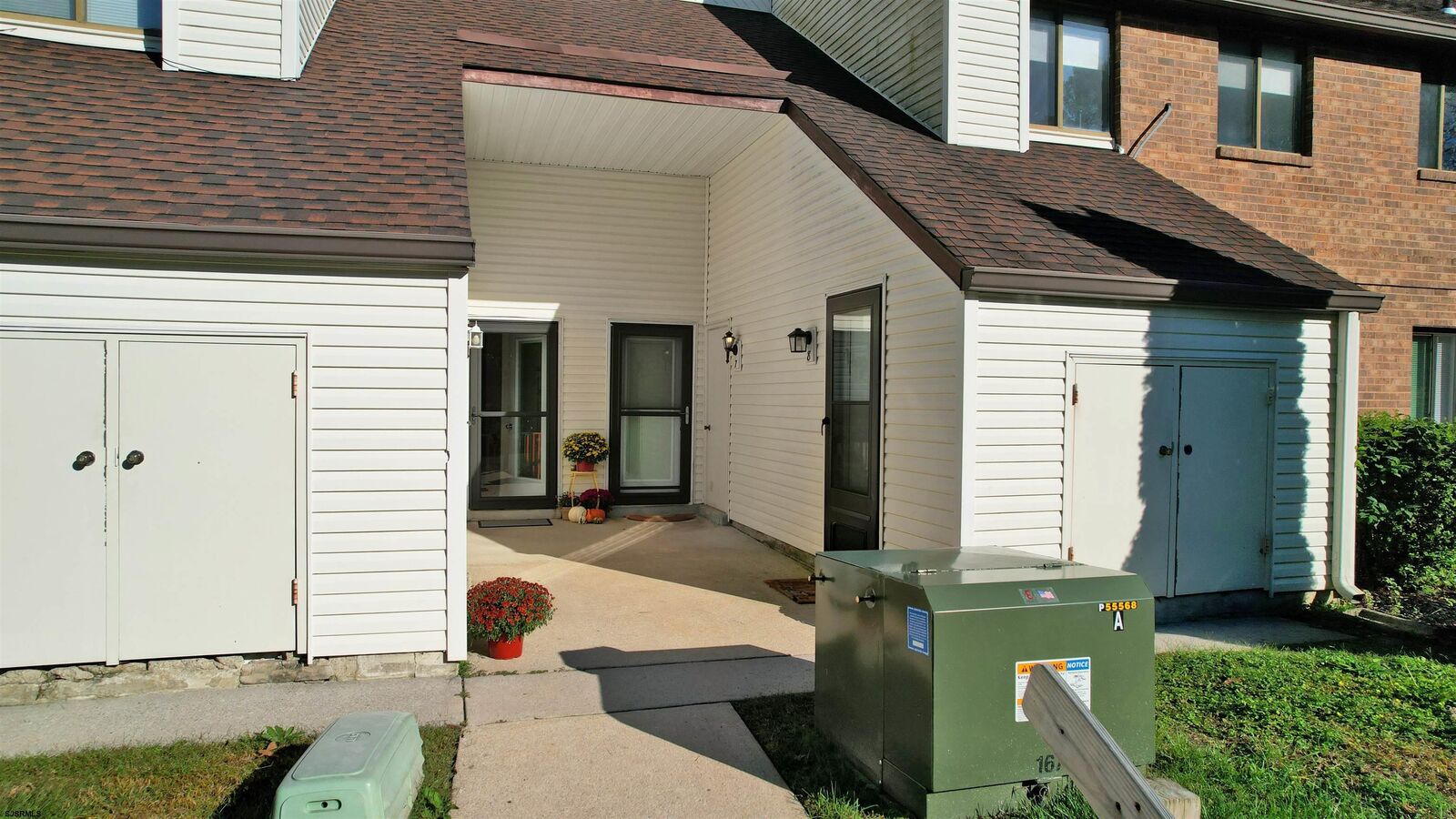 Property Photo: 8 Country Spruce Ln 8 NJ 08234-0000