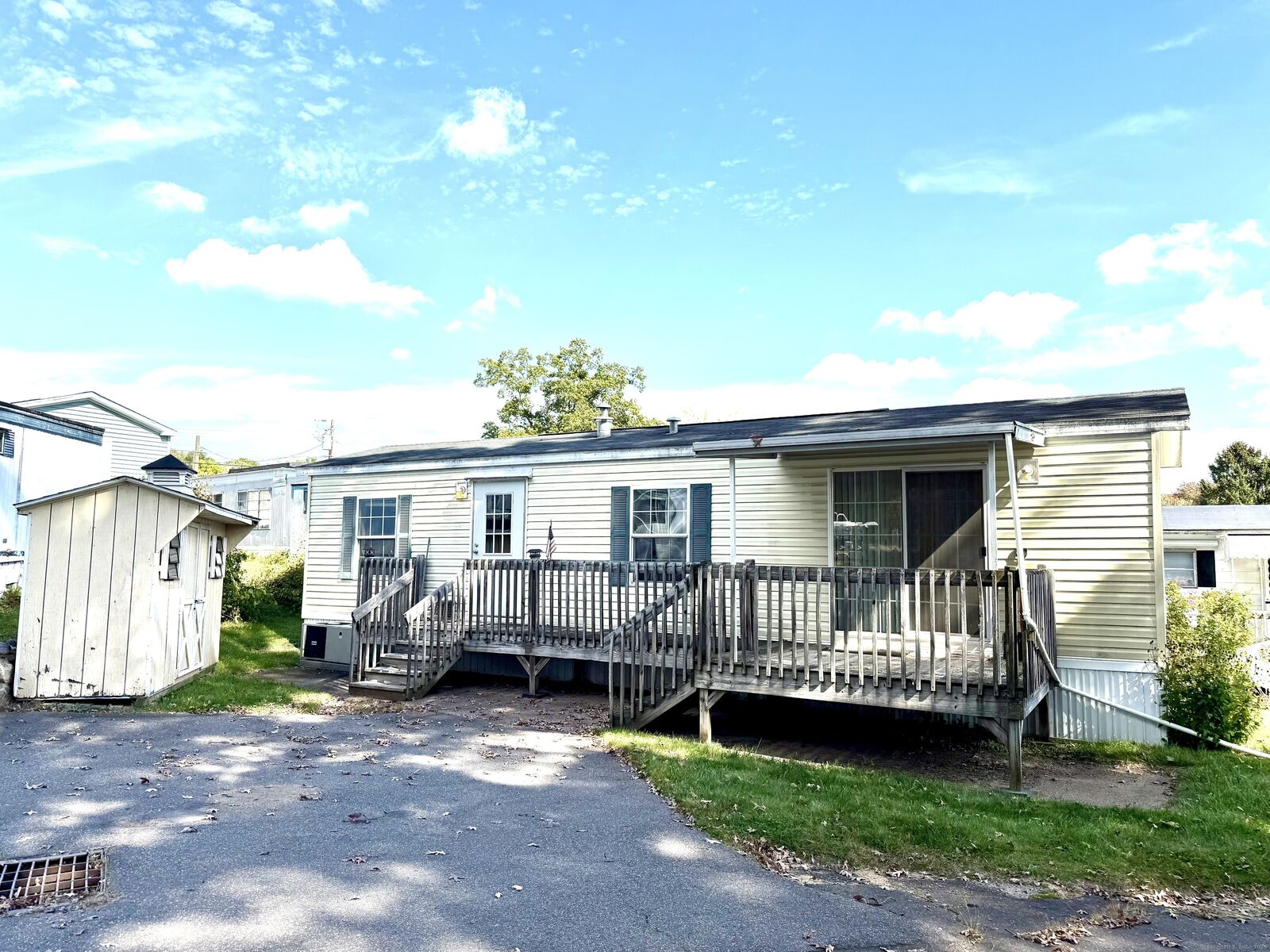 Property Photo: 325 Kelly Road L5 CT 06066