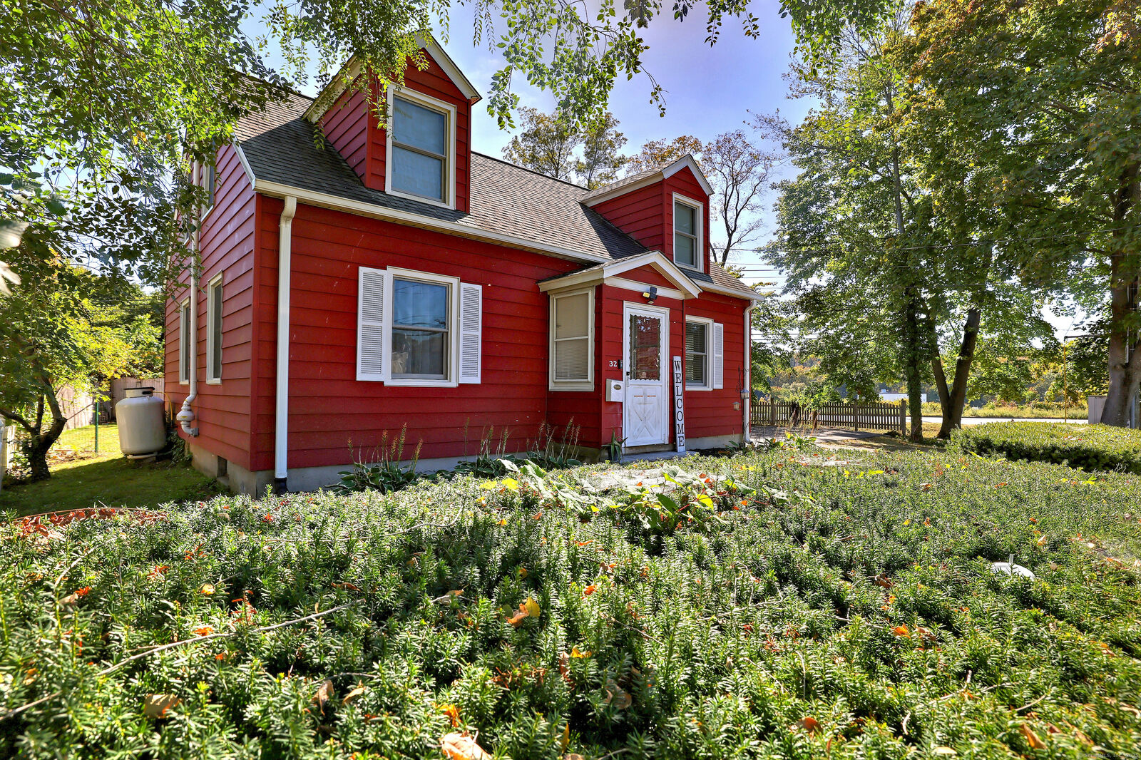 Property Photo:  32 Roberts Street  CT 06483 
