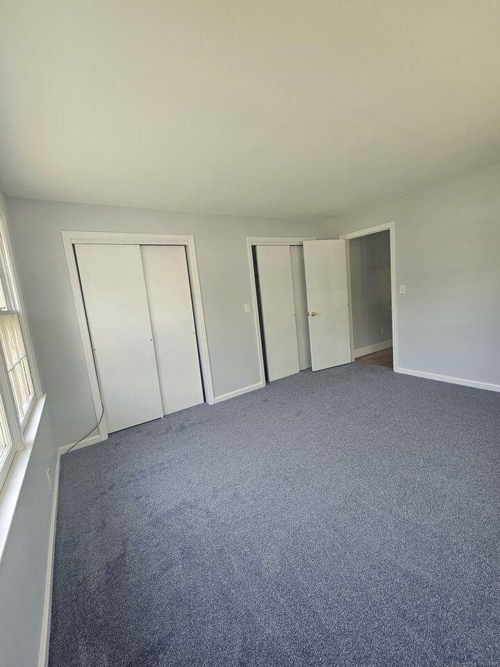 Property Photo:  283 Columbus Avenue  CT 06615 