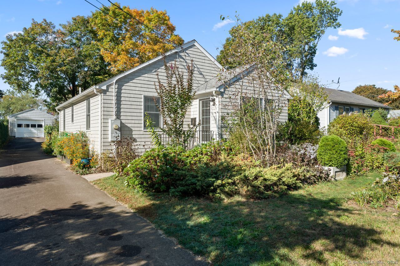 Property Photo: 28 Maple Avenue CT 06413
