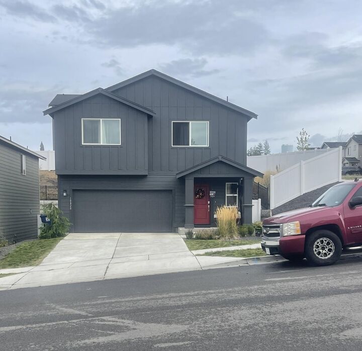 Property Photo:  10820 N Paiute St  WA 99208 