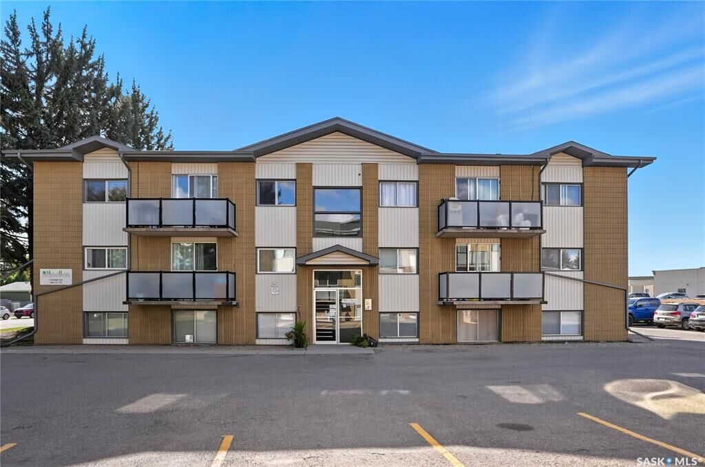 Property Photo:  5 Columbia Drive 103  SK S7K 1E3 