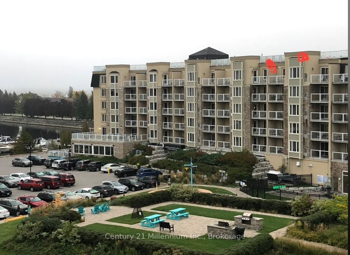 Photo de la propriété: 9 Harbour Street E 6412-6414 ON L9Y 5C5