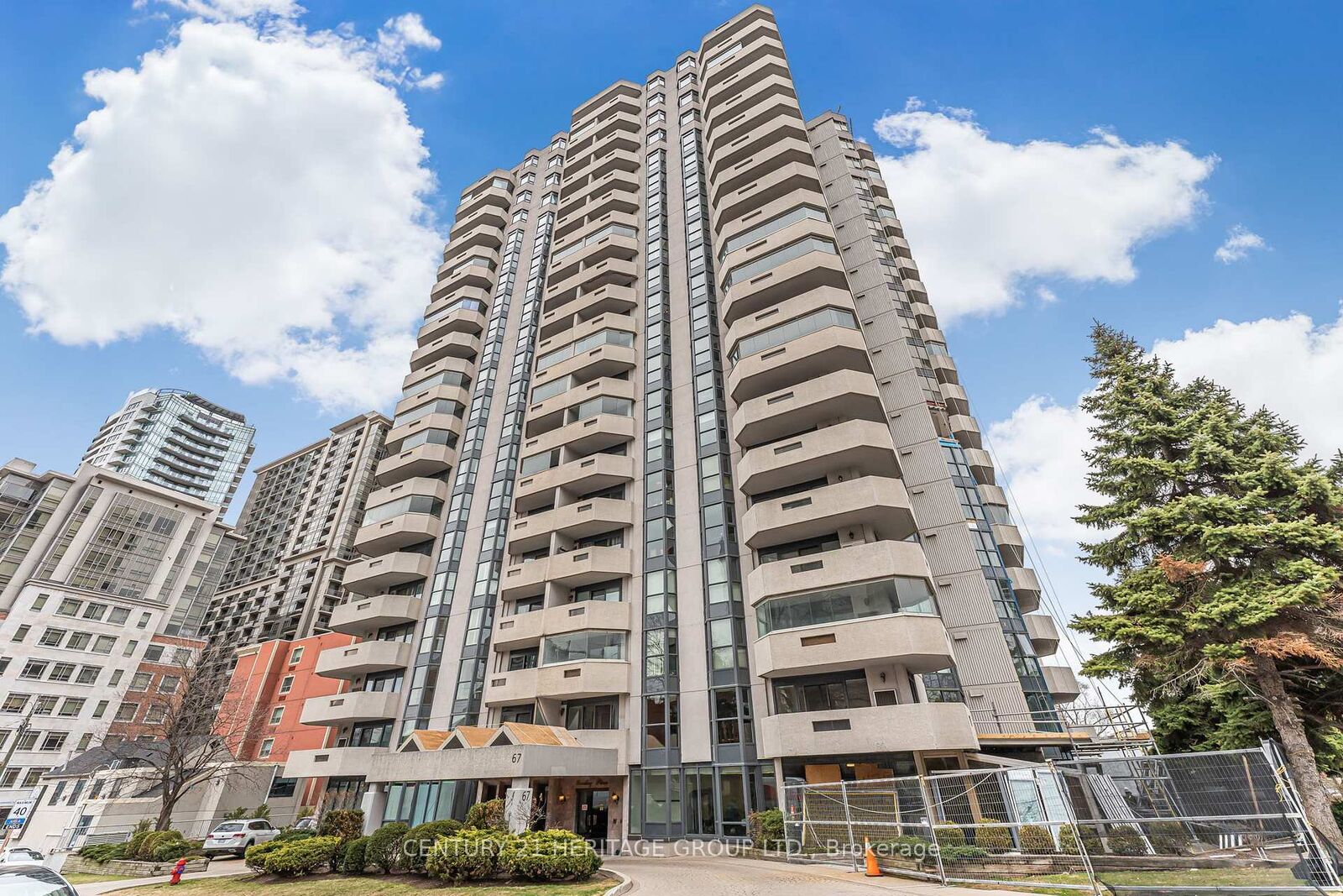 Property Photo: 67 Caroline Street S 102 ON L8P 3K6