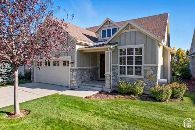 Property Photo: 587 W Bayhill Dr UT 84049
