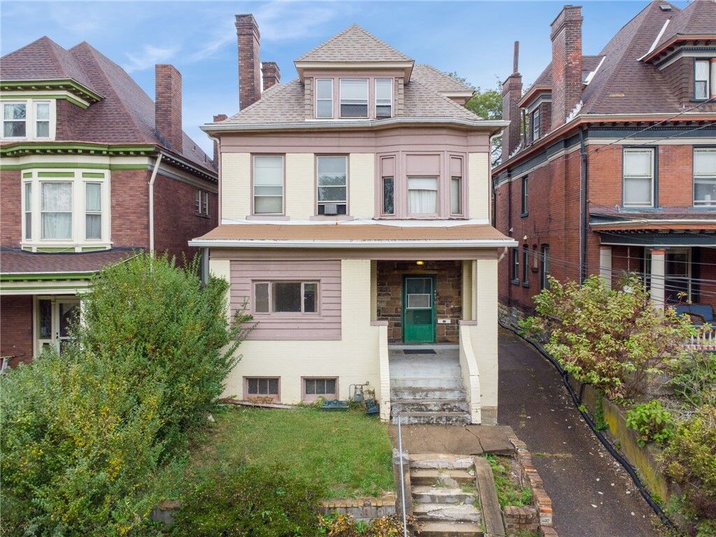 Property Photo: 407 Hampton Ave PA 15221