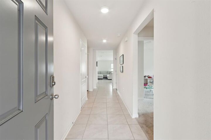 Property Photo: 86256 Express Court FL 32097