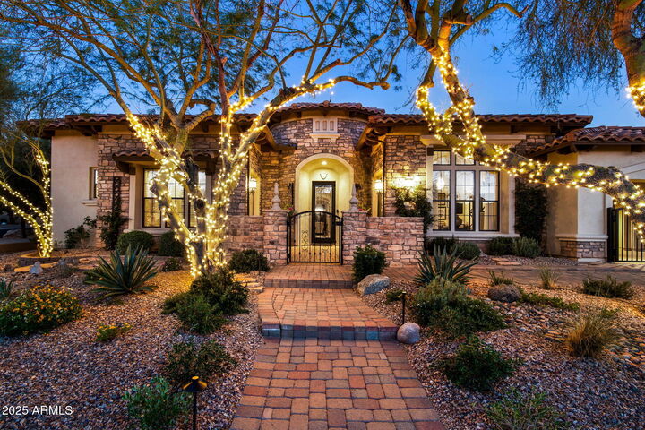 Property Photo:  4223 N Arboles Circle  AZ 85207