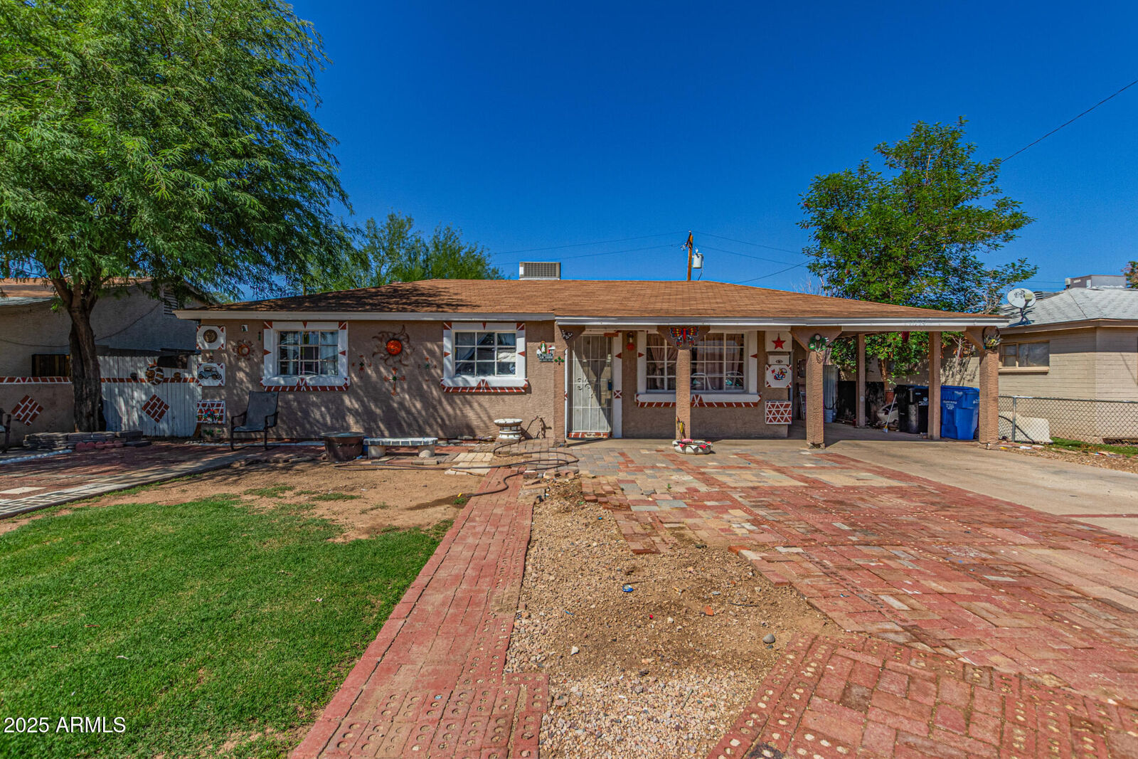 Property Photo: 4634 W Weldon Avenue AZ 85031
