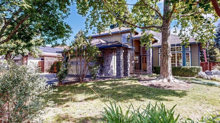 Property Photo: 87 Leighann Place CA 95492