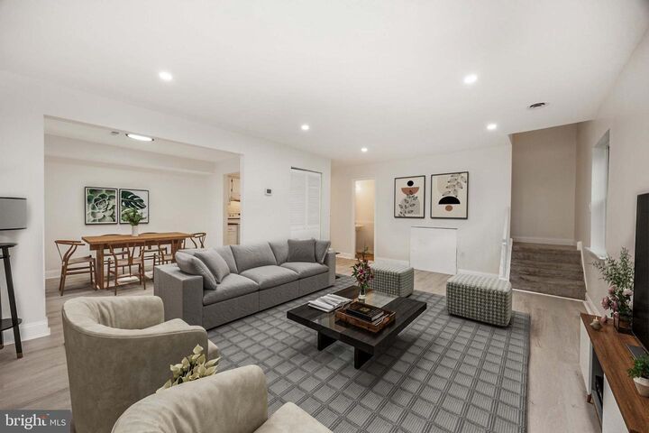 Property Photo:  8 Sawmill Run 8  PA 19401 