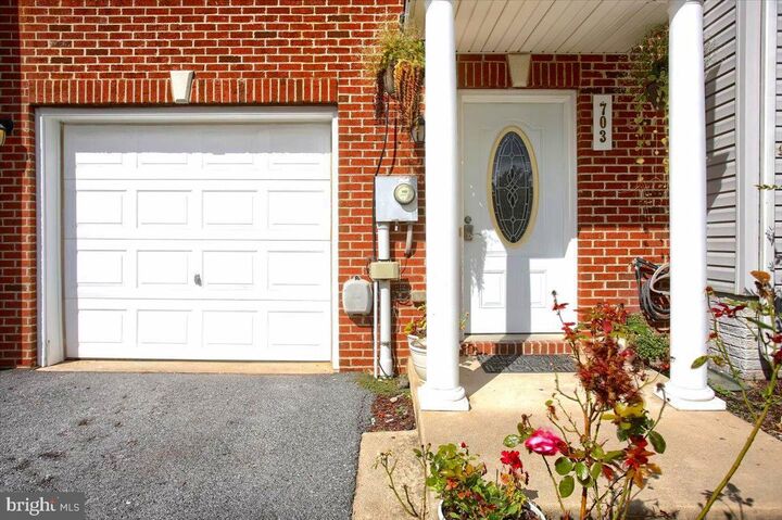 703 Prentiss Parkway  Martinsburg WV 25401 photo