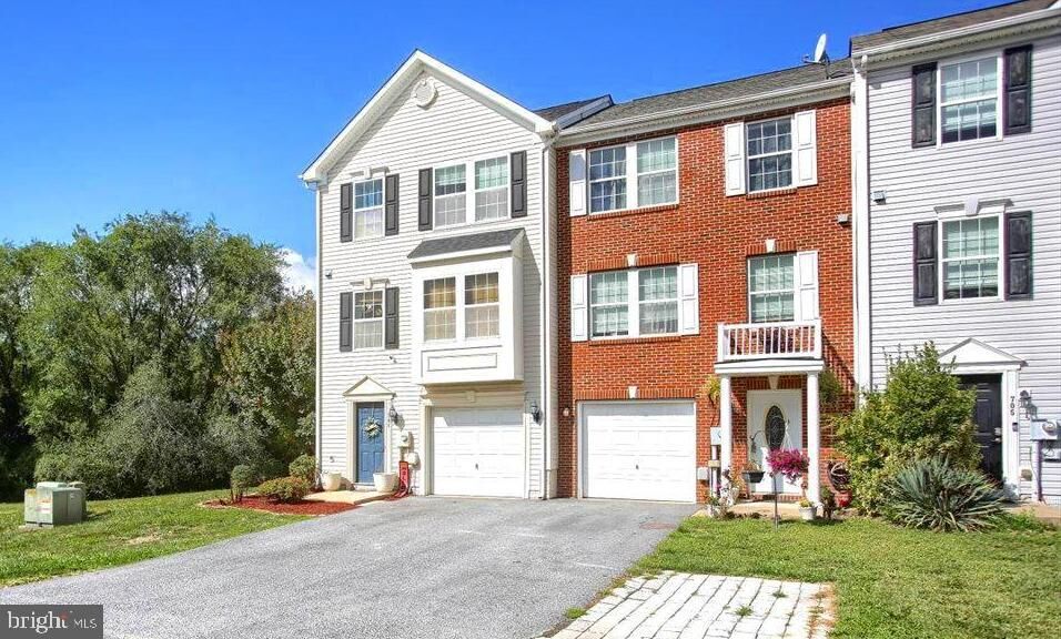 Property Photo:  703 Prentiss Parkway  WV 25401 