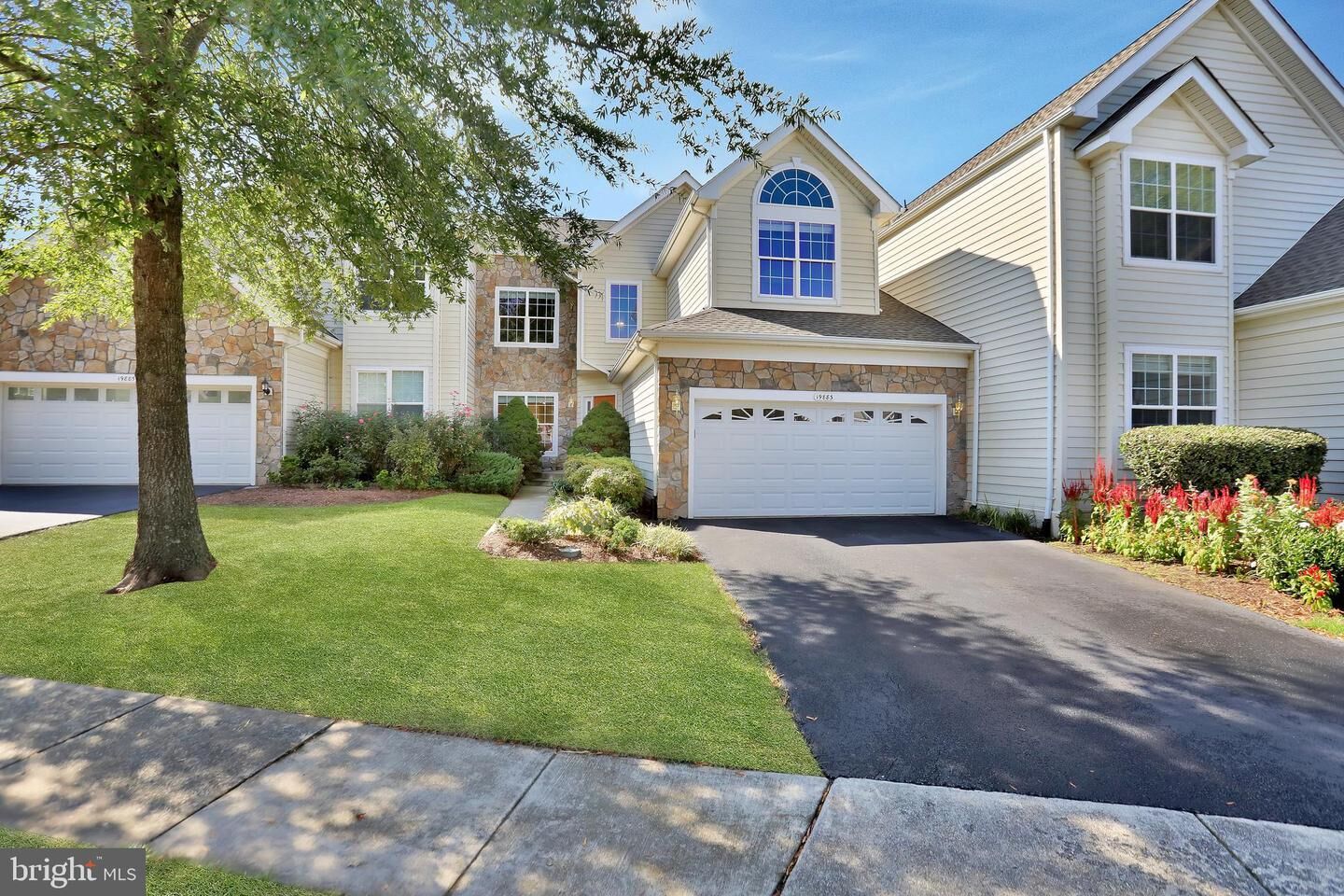 Property Photo:  19883 Naples Lakes Terrace  VA 20147 