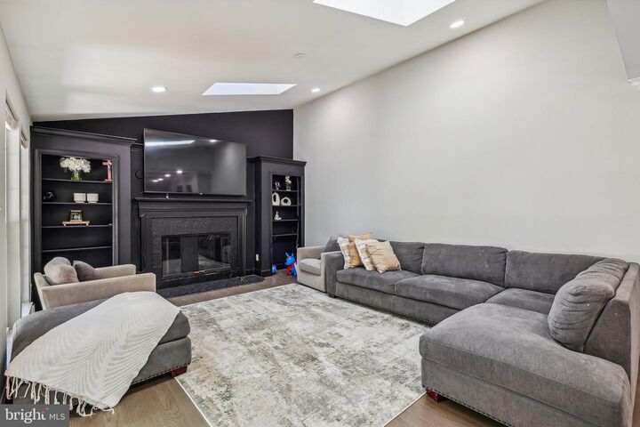 Property Photo: 106 Bonhill Drive MD 20744