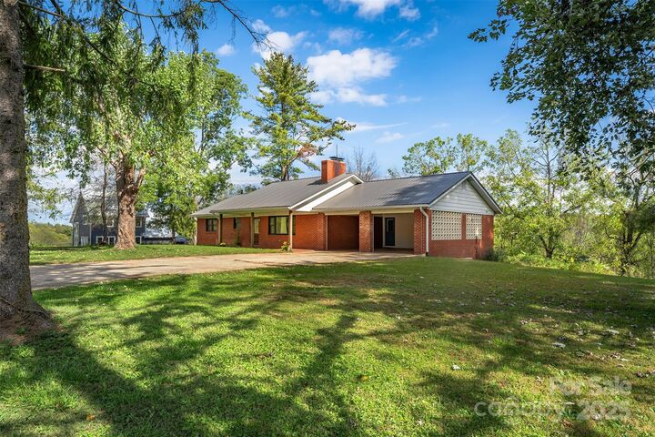 75 Panorama Drive  Asheville NC 28806 photo