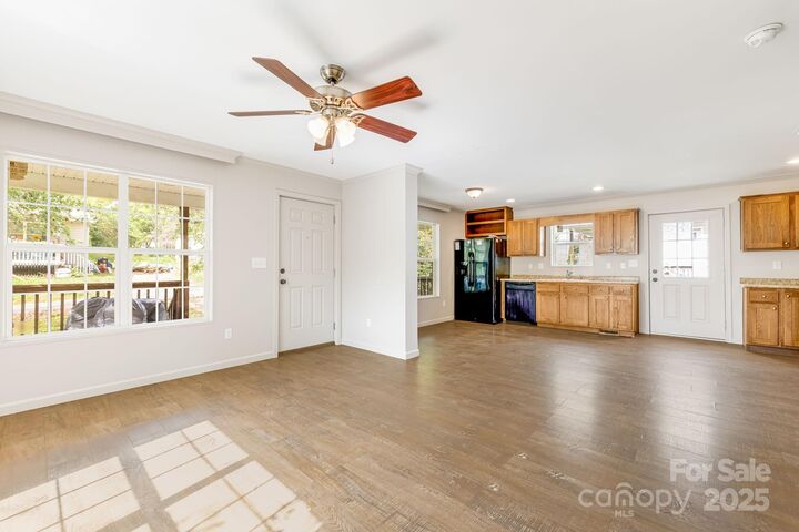 Property Photo: 6 Deaver Park Circle NC 28806