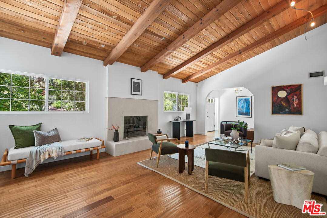 Property Photo: 2206 Outpost Dr CA 90068