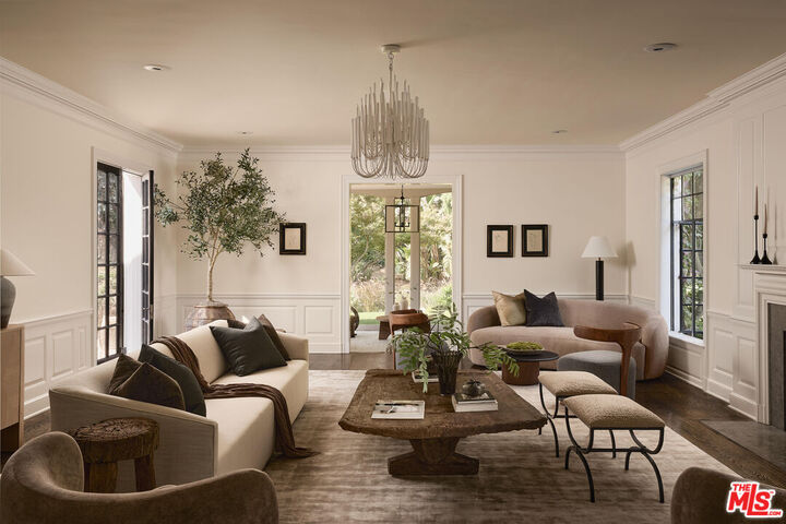 Property Photo: 1141 Maroney Ln CA 90272