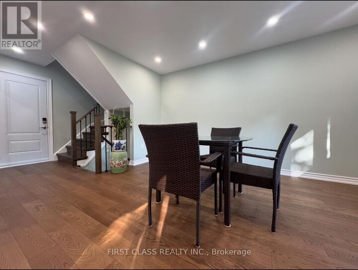 Property Photo: 11 Markville Road Master B ON L3R 4V5