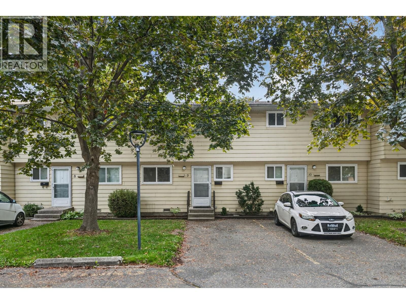 Photo de la propriété: 1153 Bernard Avenue 9 BC V1Y 6R3