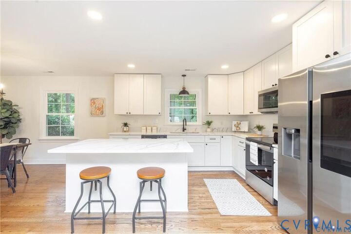 Property Photo:  2313 Stratford Court  VA 23225 