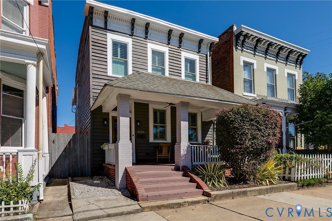 Property Photo: 3118 E Broad Street VA 23223