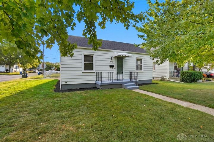 Property Photo:  2900 Lansing Drive  OH 45420 
