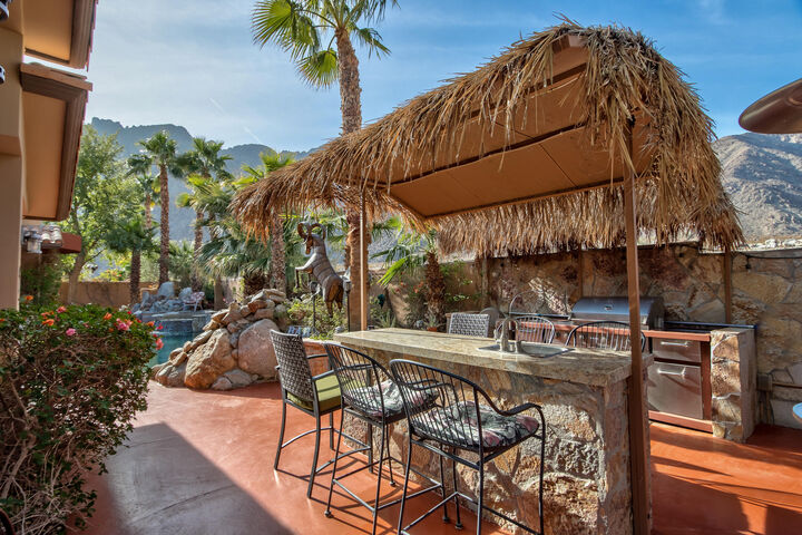 Property Photo: 77170 Casa Del Sol CA 92253