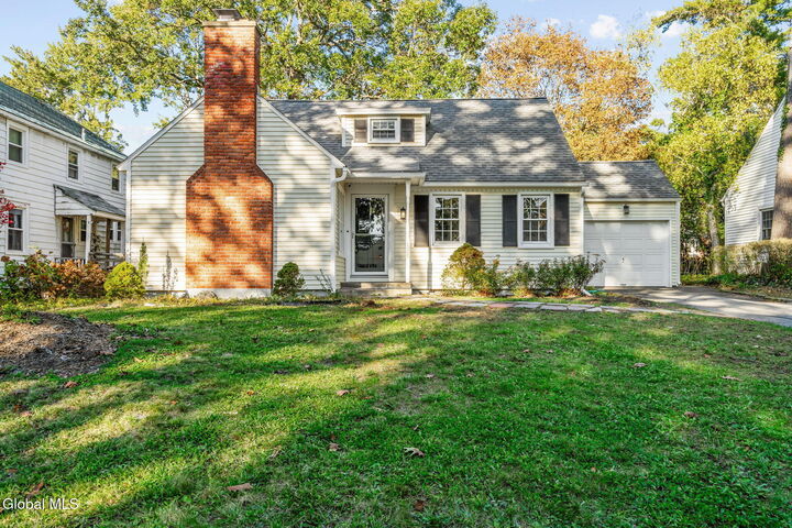 Property Photo:  1509 Wyoming Avenue  NY 12309 