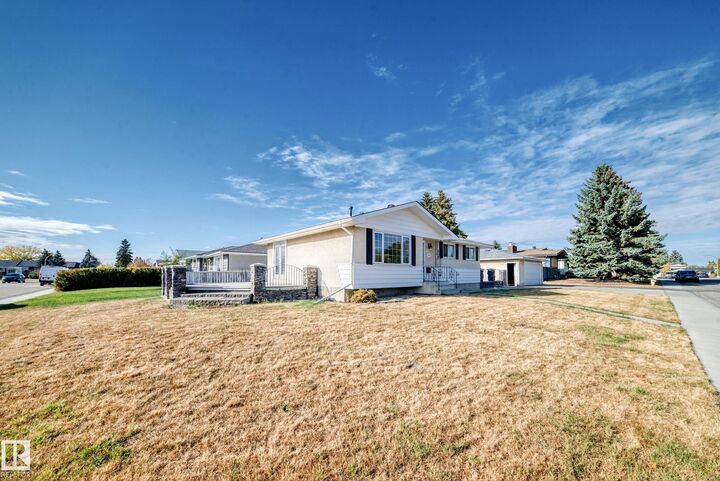 Property Photo: 14804 73A Street NW AB T5C 0W4