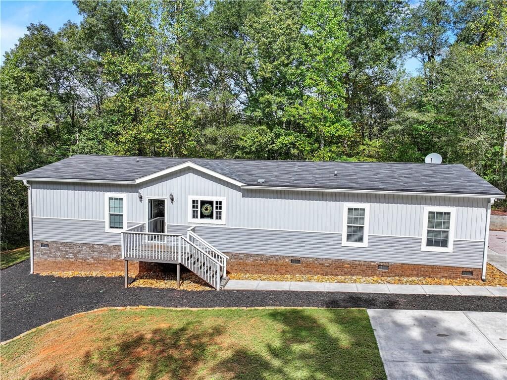 Property Photo: 366 Charity Road GA 30547