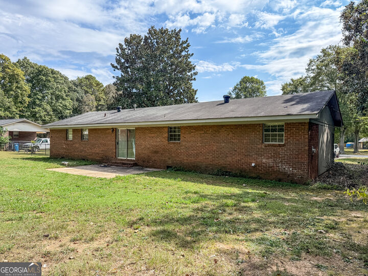 Property Photo: 11 Parkwood Drive NE GA 30161