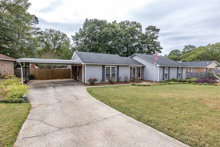 Property Photo: 5908 Whitehaven Drive GA 31909