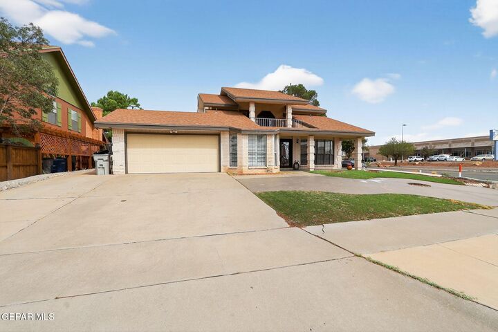 Property Photo:  2101 E Glen Drive  TX 79936 