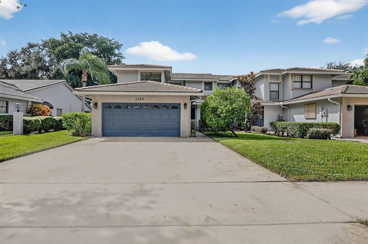 Property Photo:  3254 Deer Creek Lake Shore Dr 3254  FL 33442 