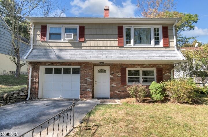 35 Smokey Ridge Rd  Ringwood Boro NJ 07456 photo