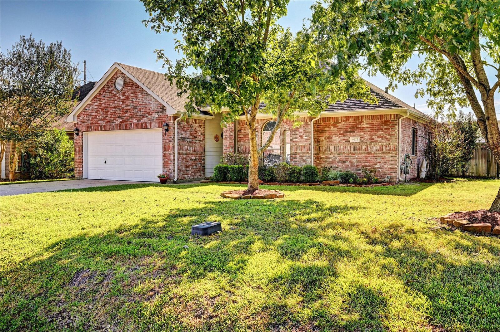 Property Photo: 9227 Hidden Lake E TX 77354