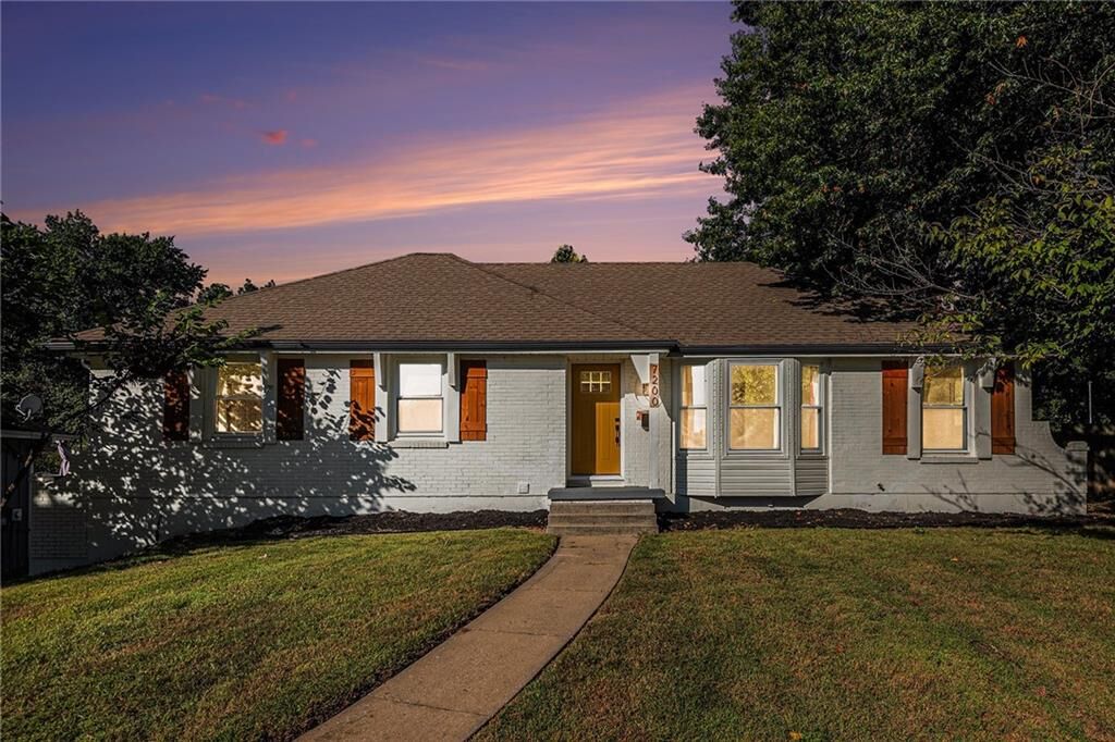 Property Photo:  7200 Sterling Avenue  MO 64133 