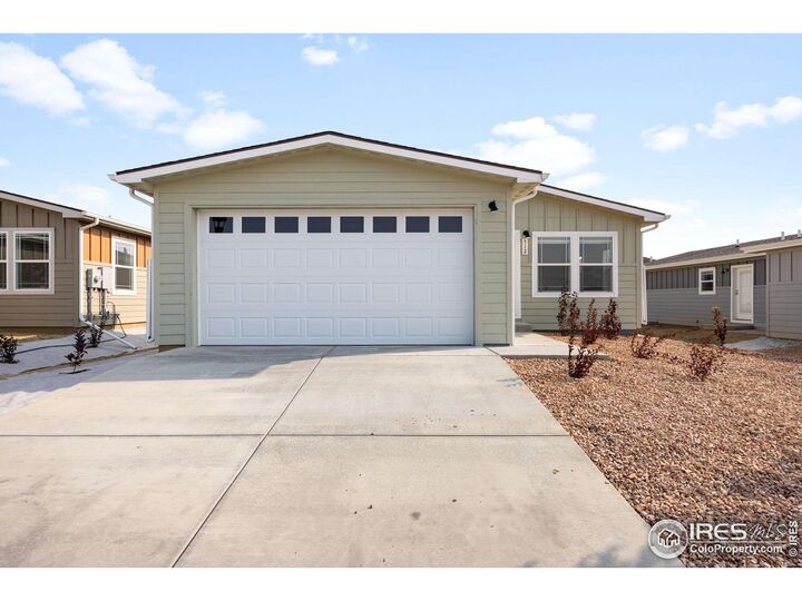 Property Photo: 512 Sunset Cliffs Dr CO 80537