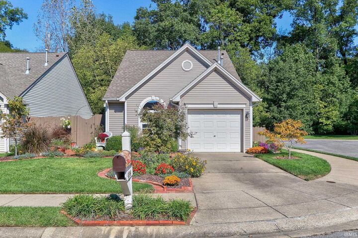 4244 Halford Drive  Evansville IN 47715-8913 photo