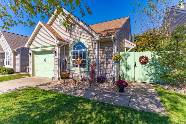 4230 Shadwell Drive  Evansville IN 47715 photo