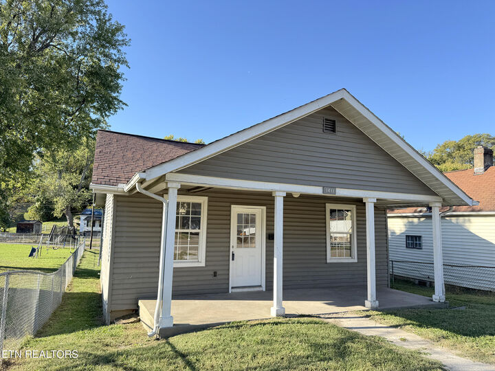 Property Photo: 1411 Brookside Ave TN 37921