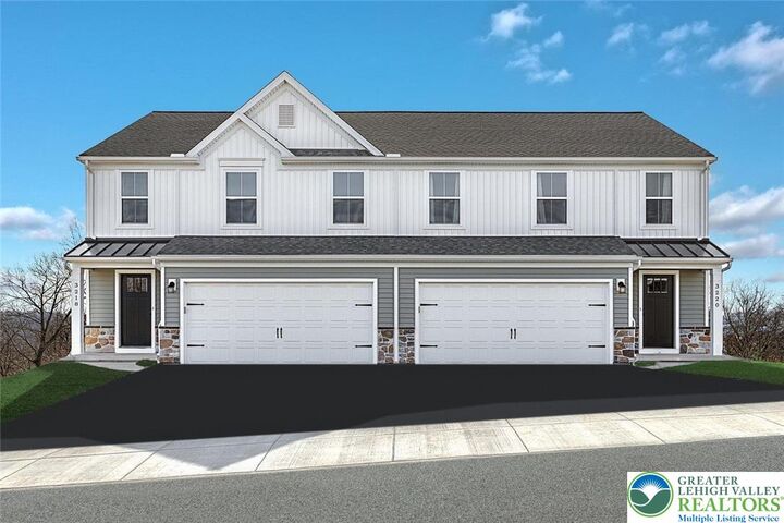 3220 Eisenhower Drive  Allen Twp PA 18067 photo