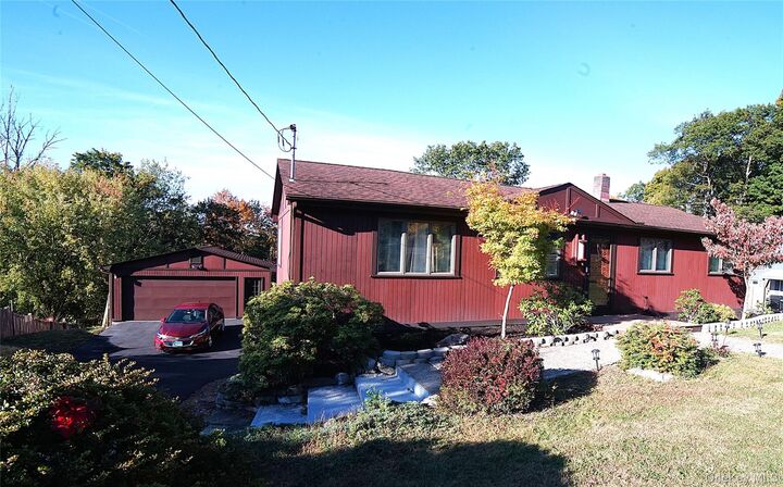 Property Photo:  24 Oak Drive  NY 10950 