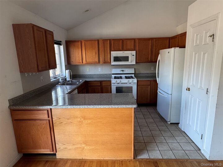 Property Photo: 211 Robinson Lane NY 12590
