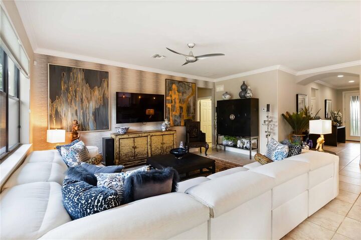 Property Photo:  5942 Caspian Tern Drive  FL 34238 